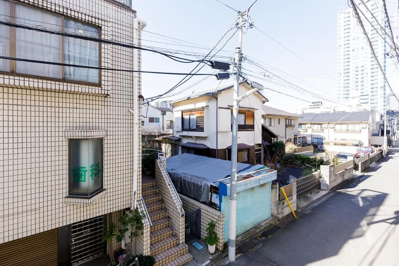 【楽宿nishishinjuku】新築3階建 まるまる貸切最大8名 駅近5分 各階wifi 飲食多数 Tokyo Japan